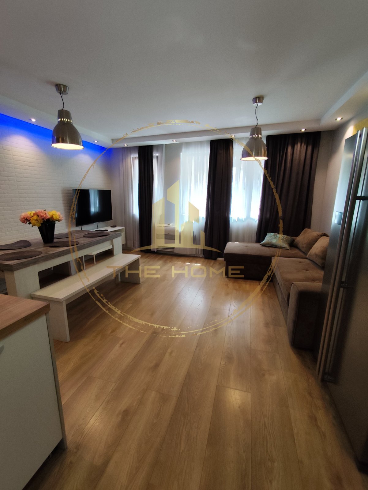 property header pic